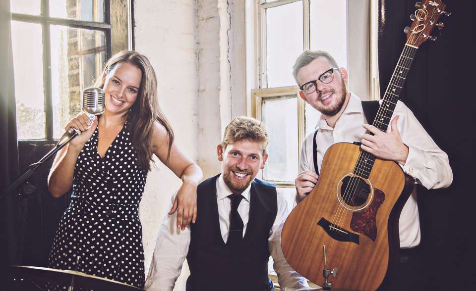 Acoustic trio london