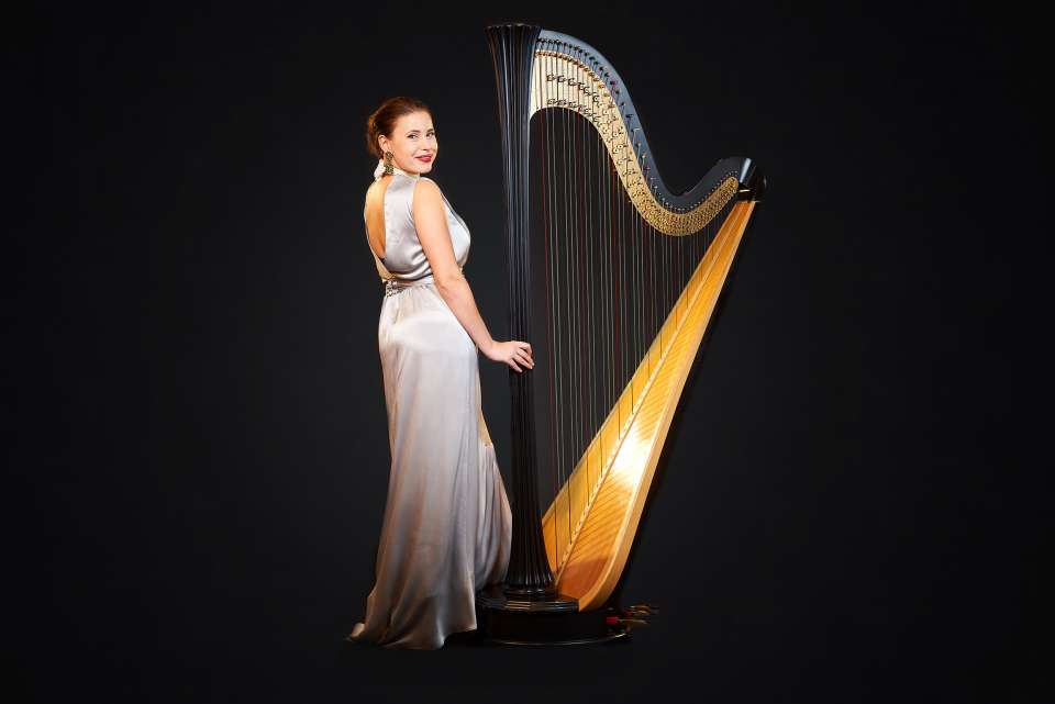 Alexandra Katerina Harpist in London For Hire