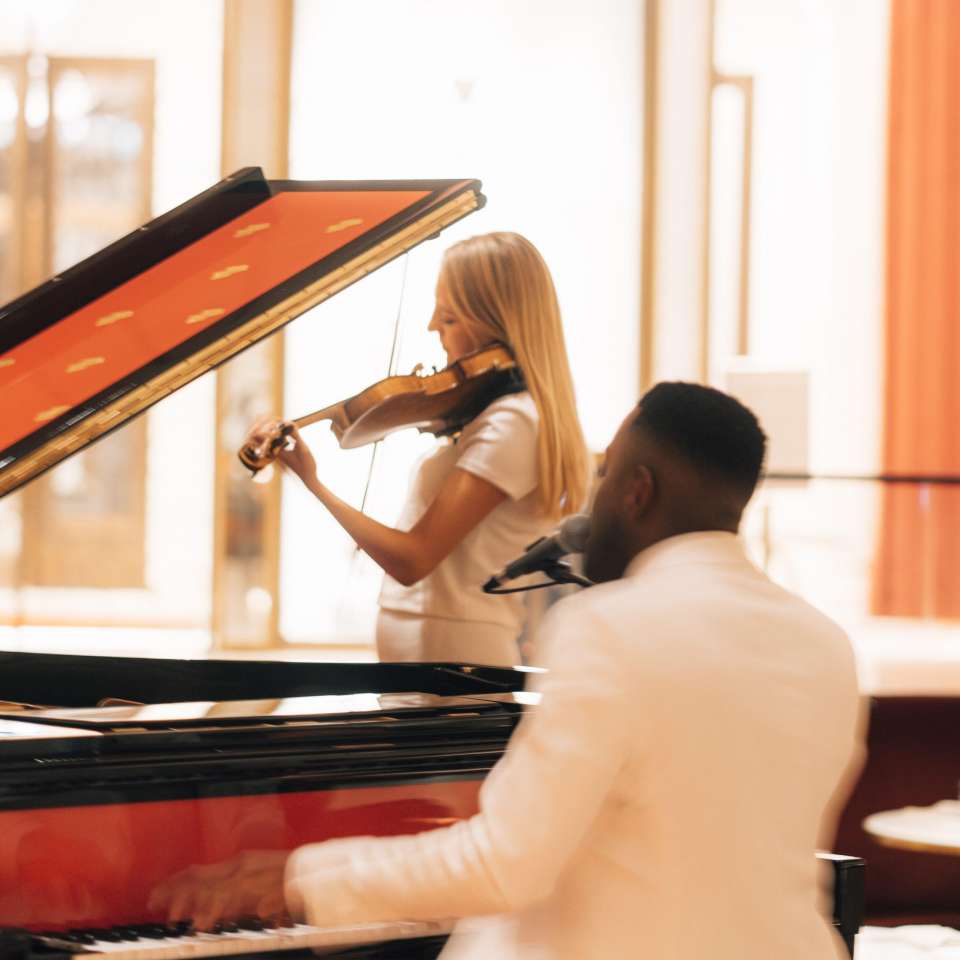 Aurelia Solo Violin Classical Musician in London For Hire 33