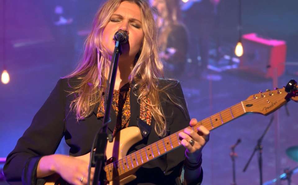 Charlotte Ferne Singer Guitarist in Liverpool For Hire