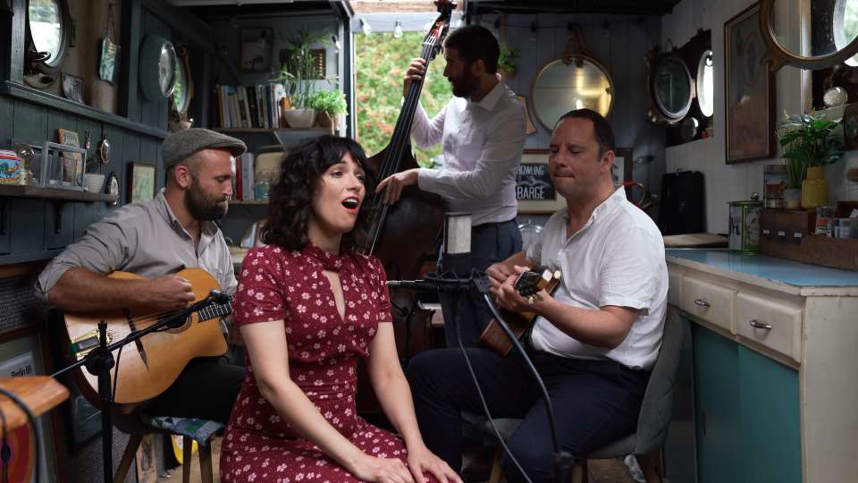 Kempton Manouche | Brighton Gypsy Jazz Band For Hire 4