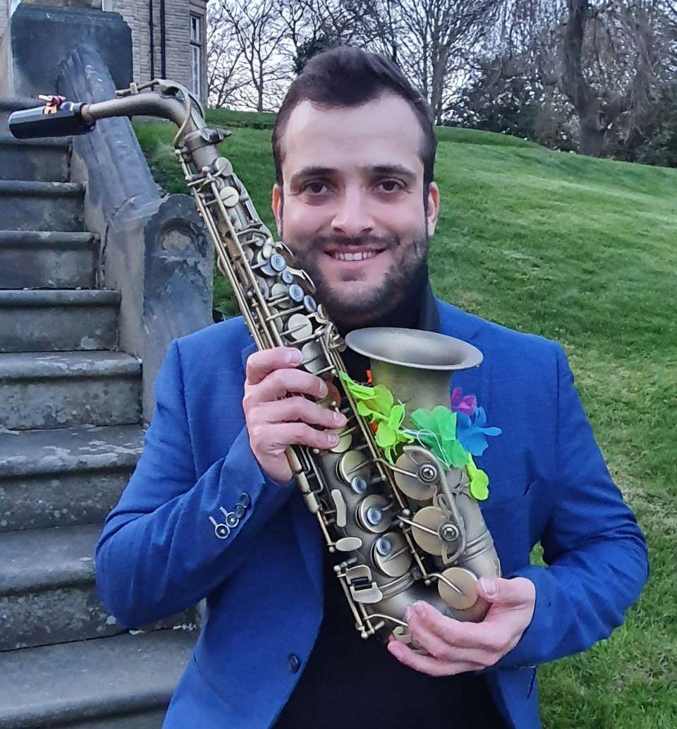 Saxogroove | Birmingham Solo Saxophone For Hire 3