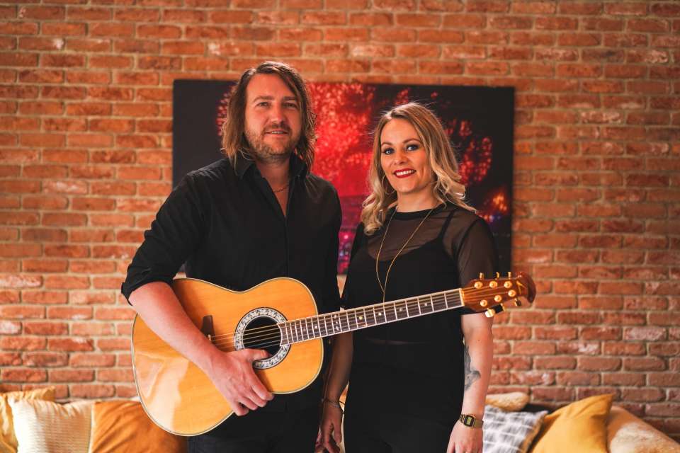 Stereo City Duo Acoustic Duo in London For Hire