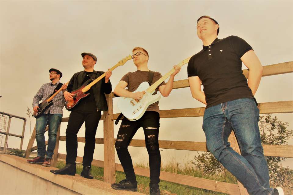 The Young Hearts | Essex Rock and Pop Wedding and Party Band For Hire