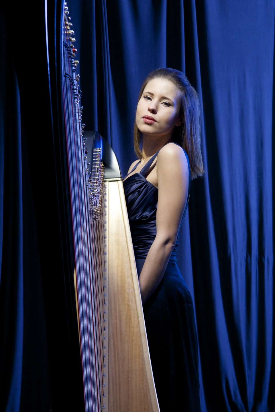 Alexandra Harpist London1