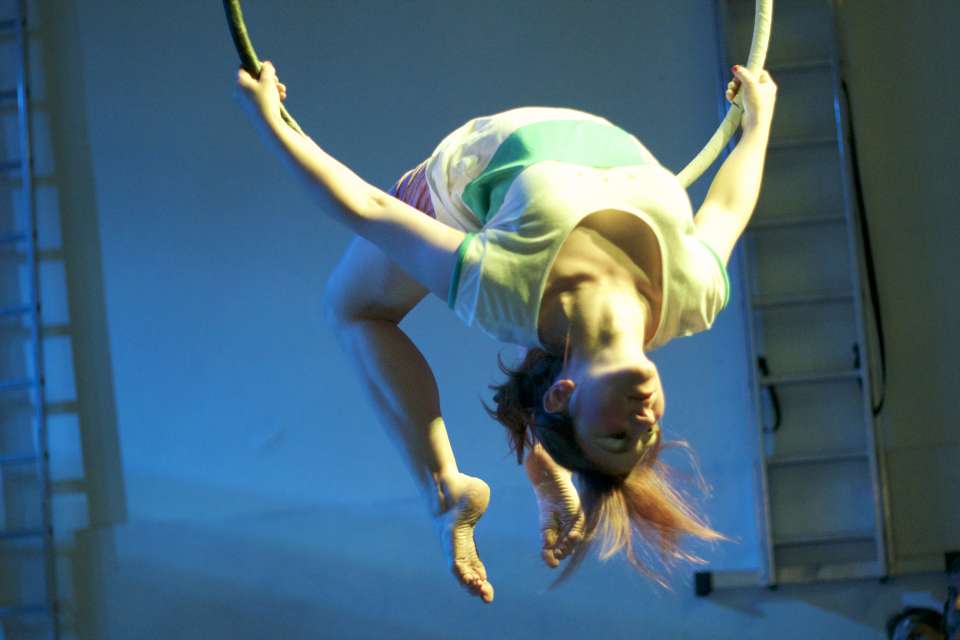 Hoop & Silks | London Circus Performer For Hire