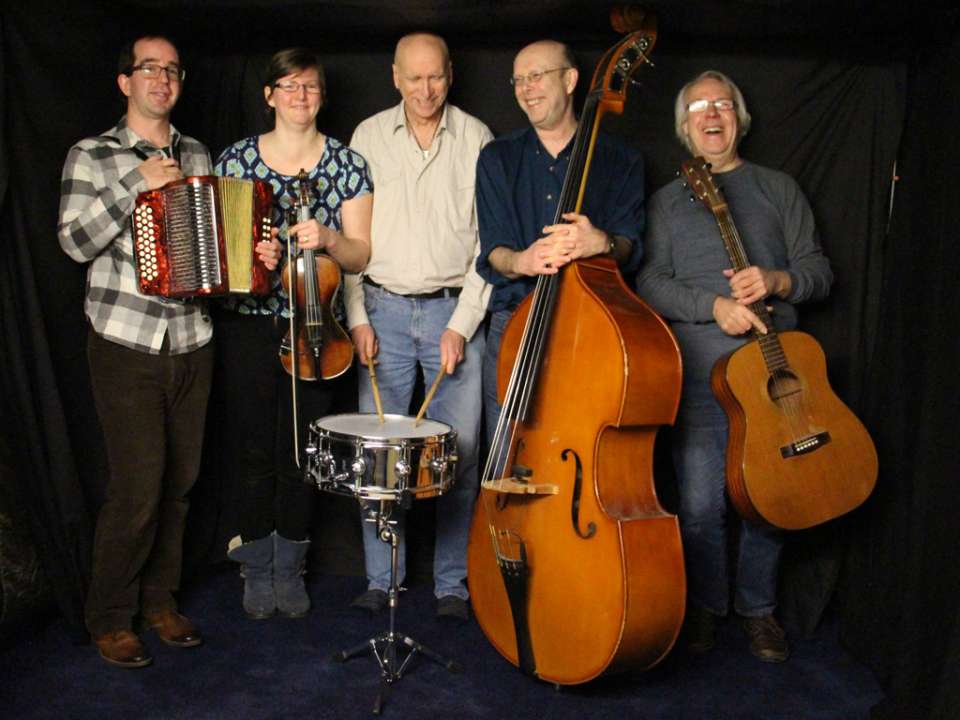 The Coisir Ceilidh Band2