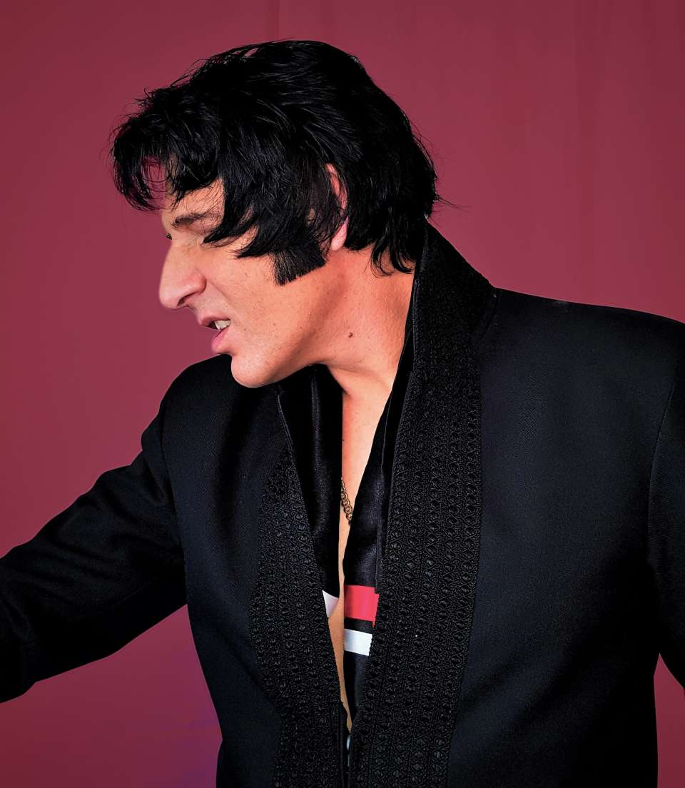 Ultimate Elvis Tribute2